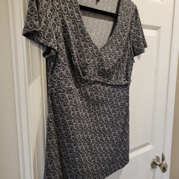 Daisy Fuentes V neck - Picture 5 of 6